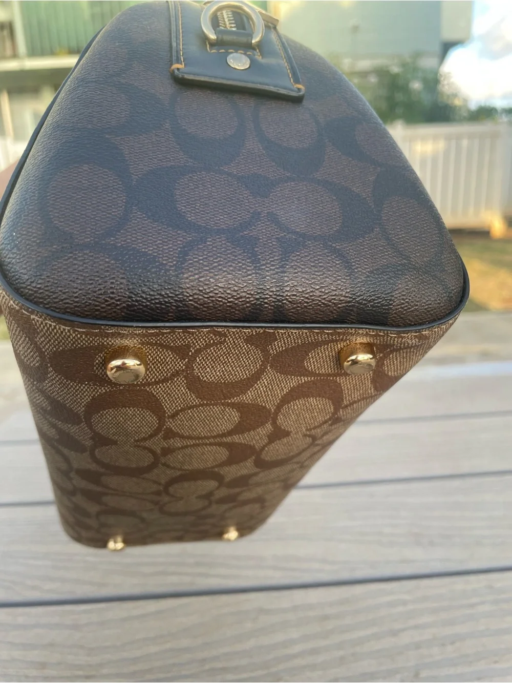 Coach classic medium